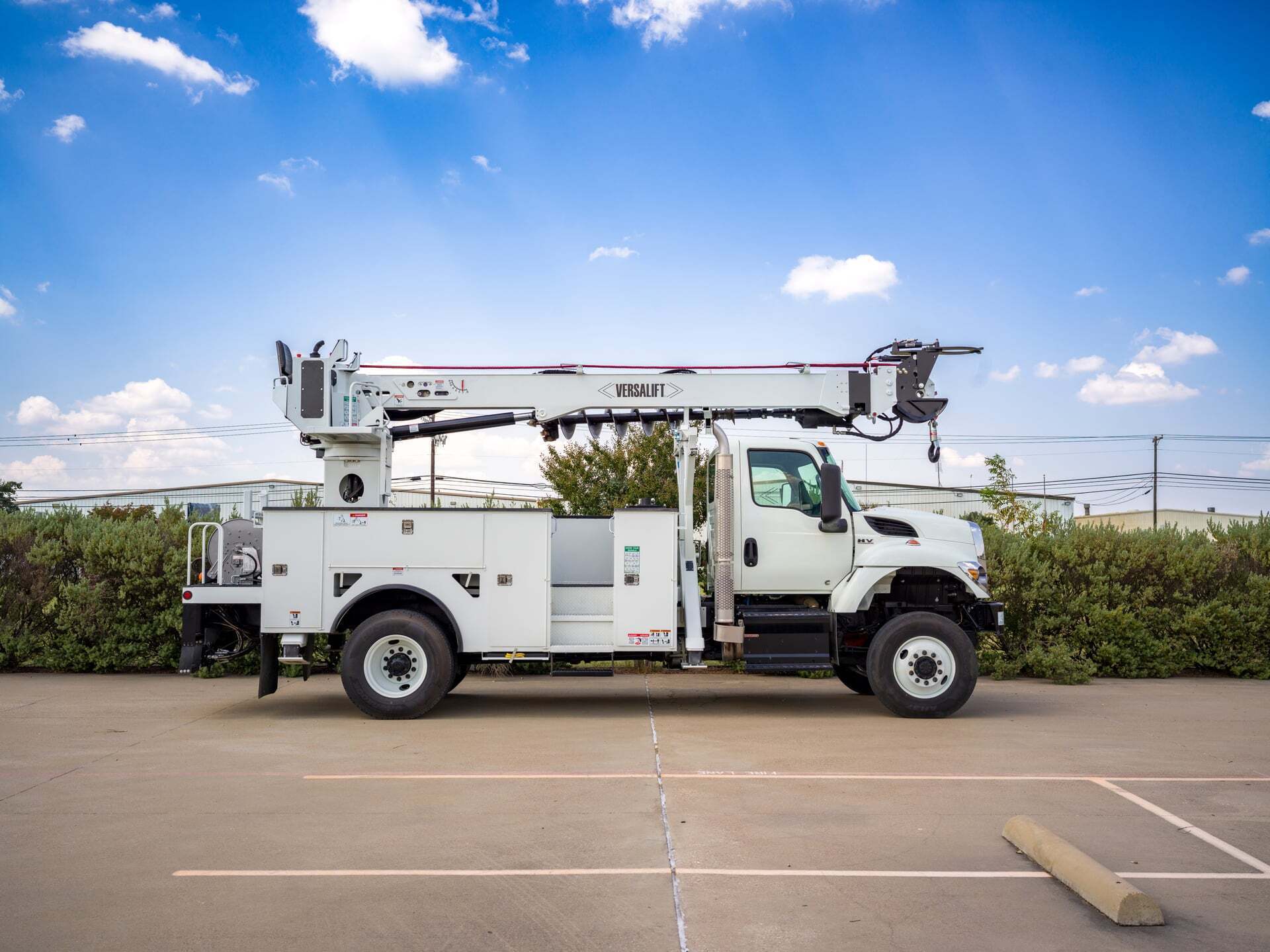 International Digger Derricks For Sale - International Digger