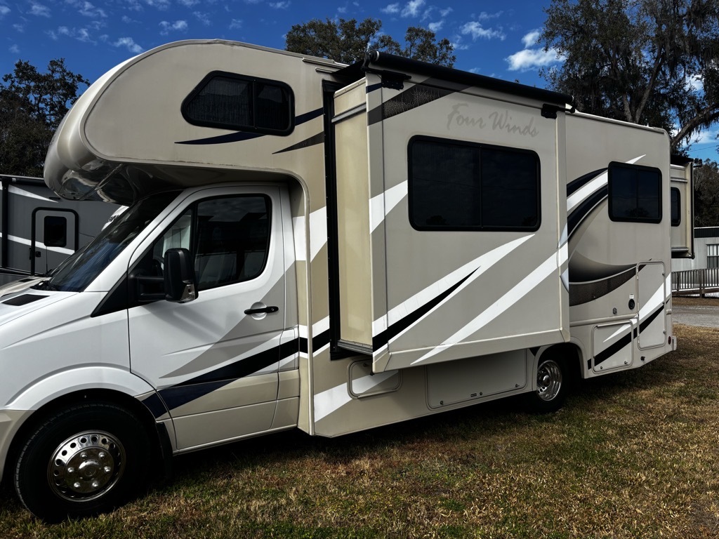 2018 Thor Motor Coach Fourwinds 24HL in wildwood FL