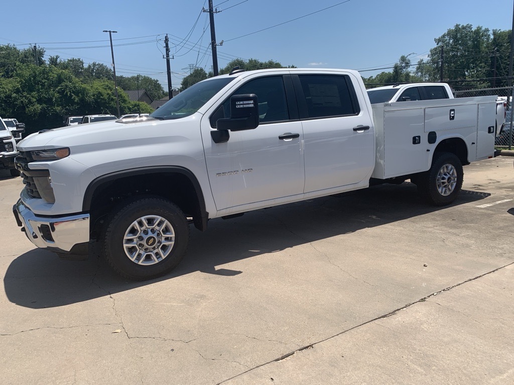 2026 CHEVROLET SILVERADO in Sugarland, TX