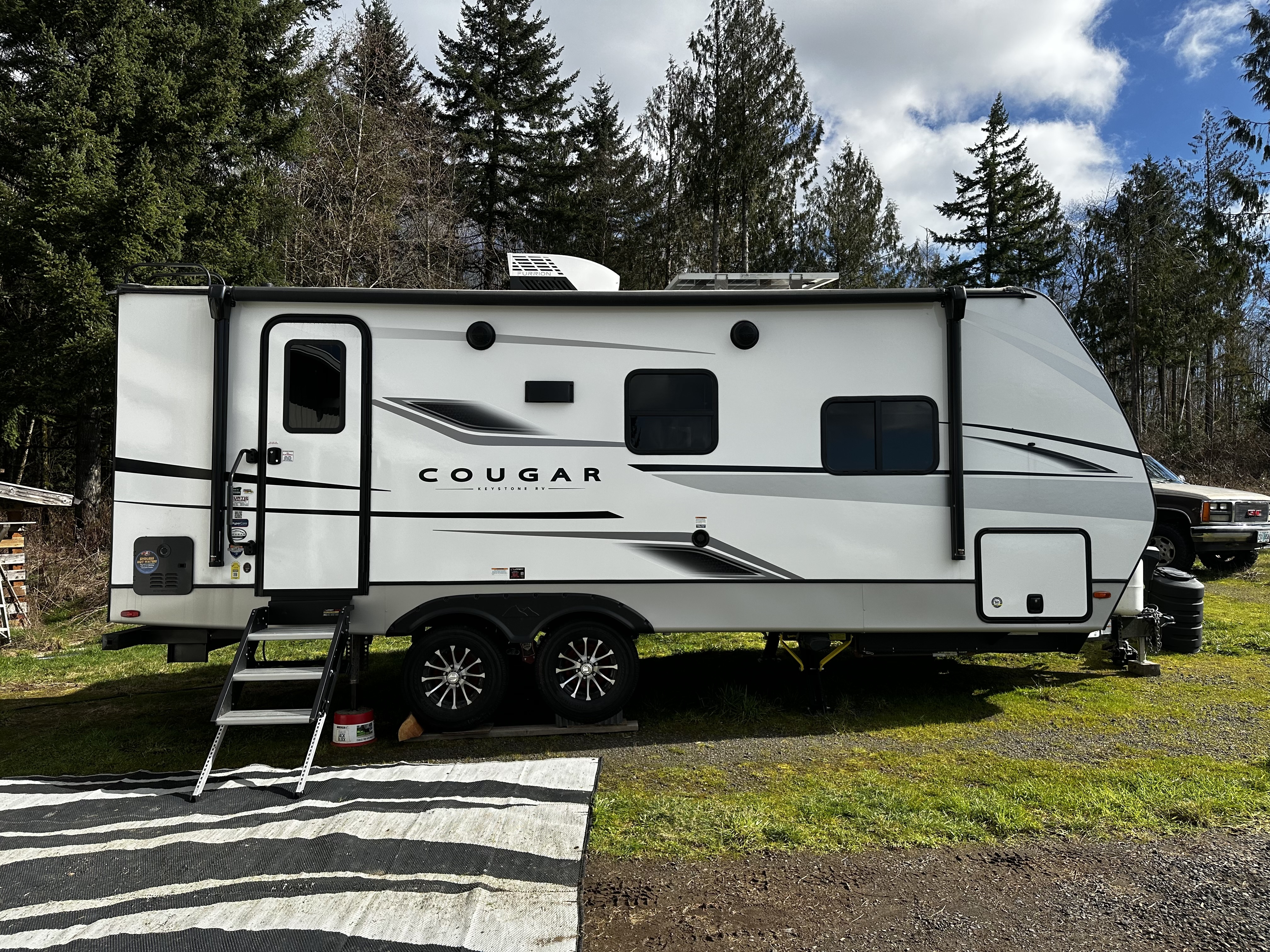 2025 Keystone COUGAR HALF-TON 22RBSWE RV