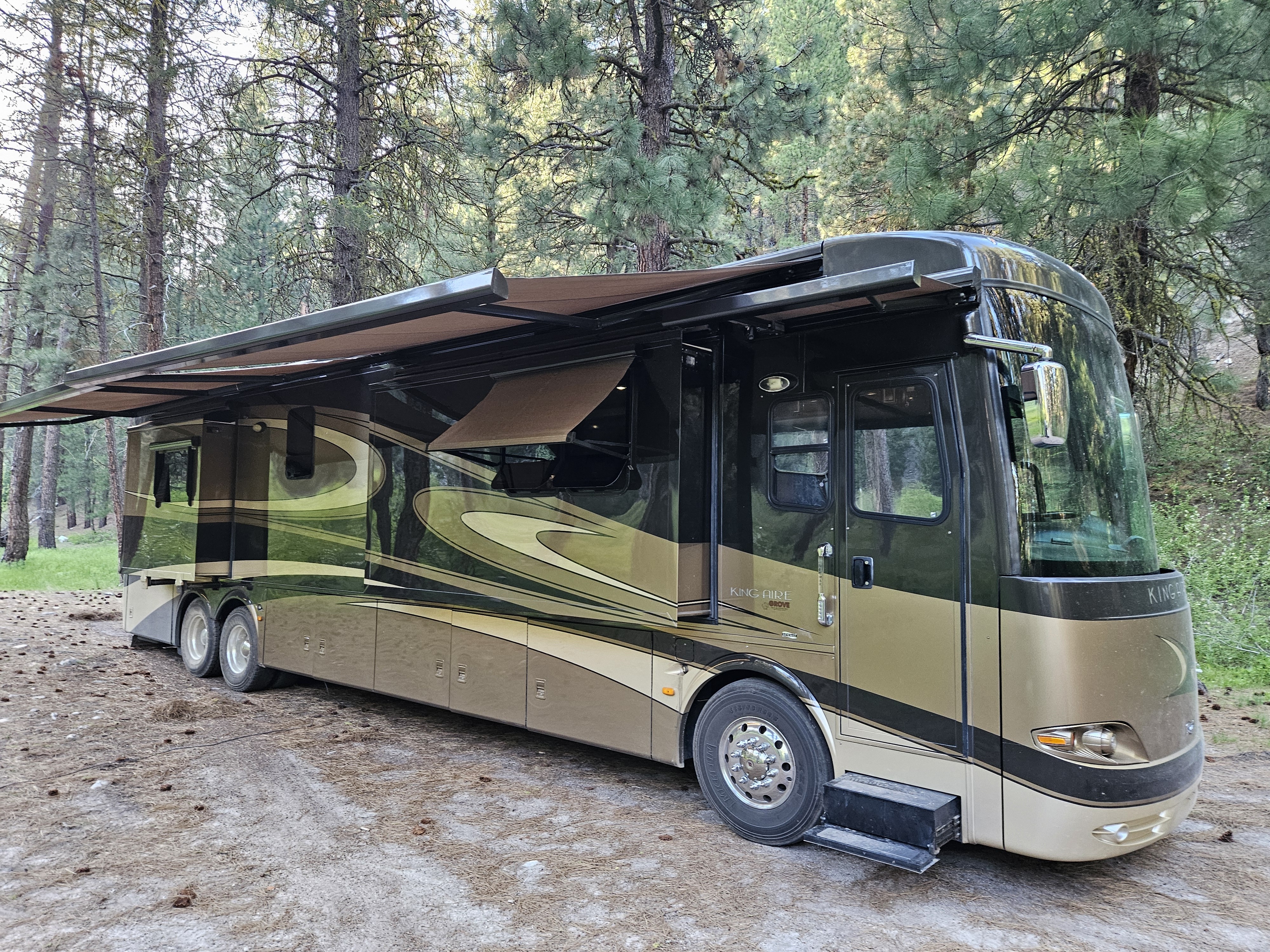 2009 Newmar KING AIRE 4566 RV