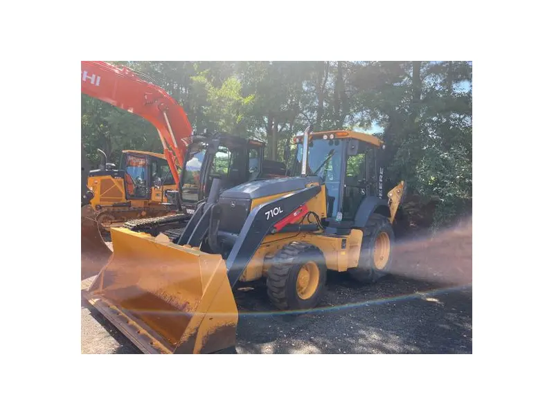 2019 JOHN DEERE 710L
