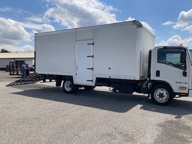 2019 ISUZU NRR in Pilesgrove, NJ