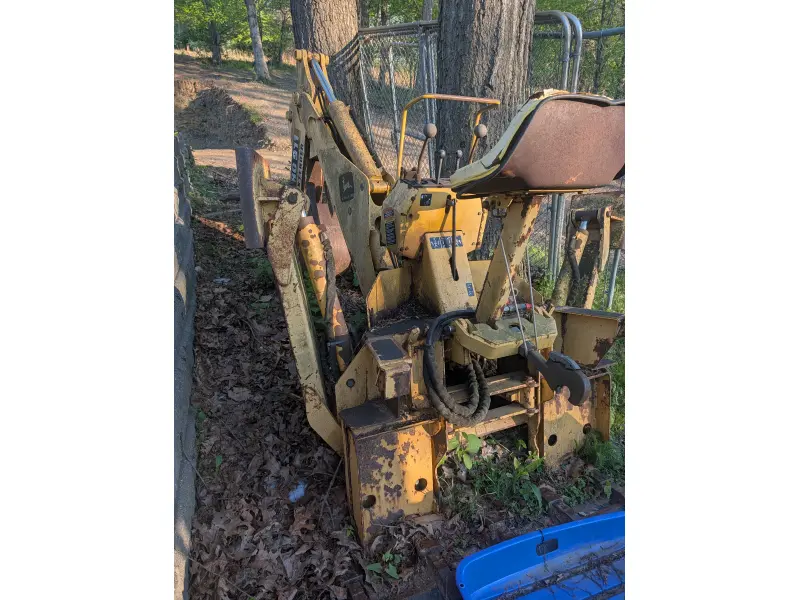 2003 JOHN DEERE 250 II