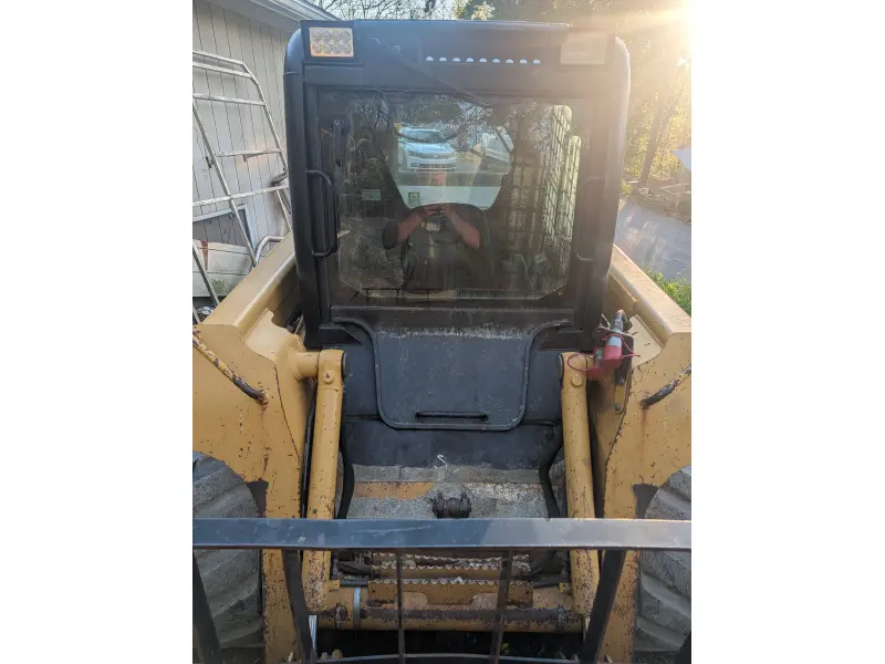 2003 JOHN DEERE 250 II
