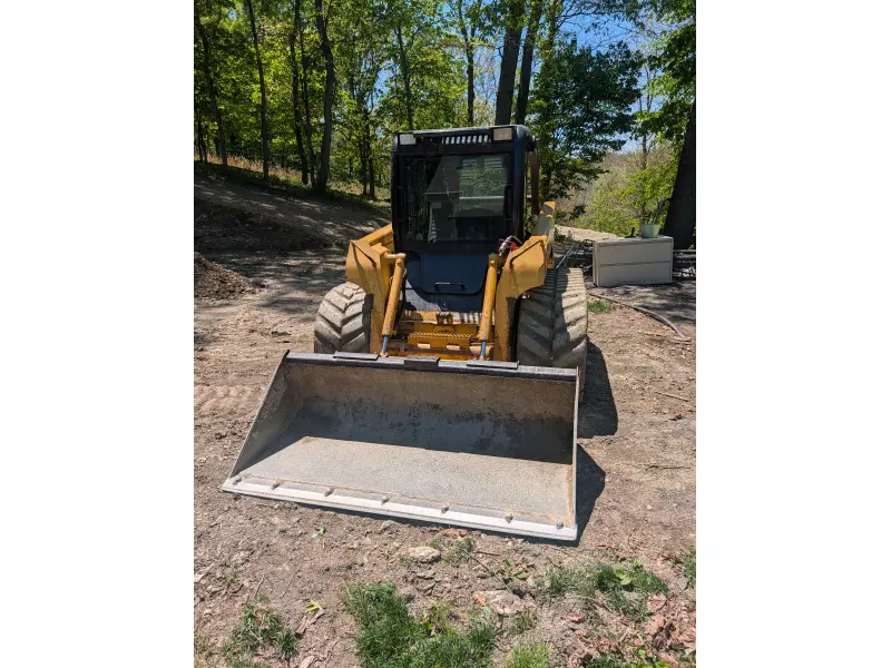 2003 JOHN DEERE 250 II