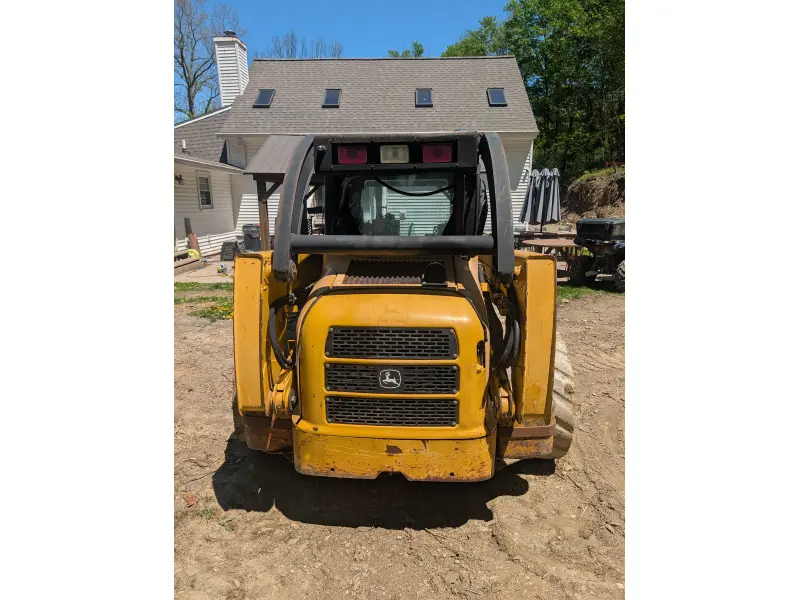 2003 JOHN DEERE 250 II