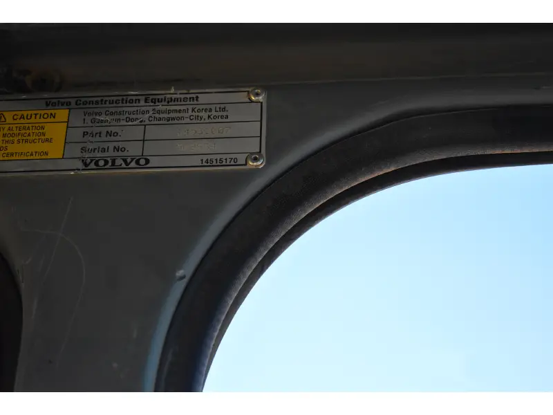 2005 VOLVO EC290B LC