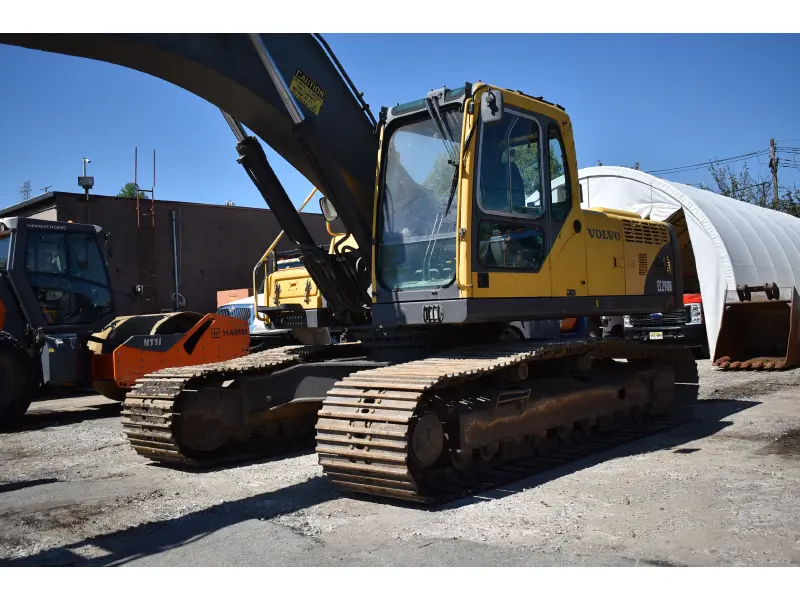 2005 VOLVO EC290B LC