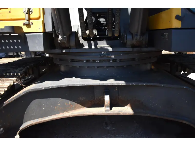2005 VOLVO EC290B LC