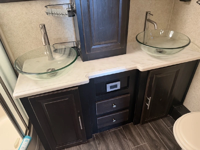 2017 FOREST RIVER GEORGETOWN 369XL