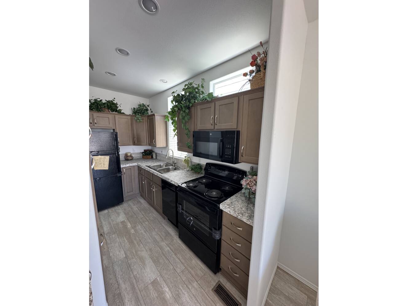 A photo of this 2025 Cavco SEDONA 120SN11351G
