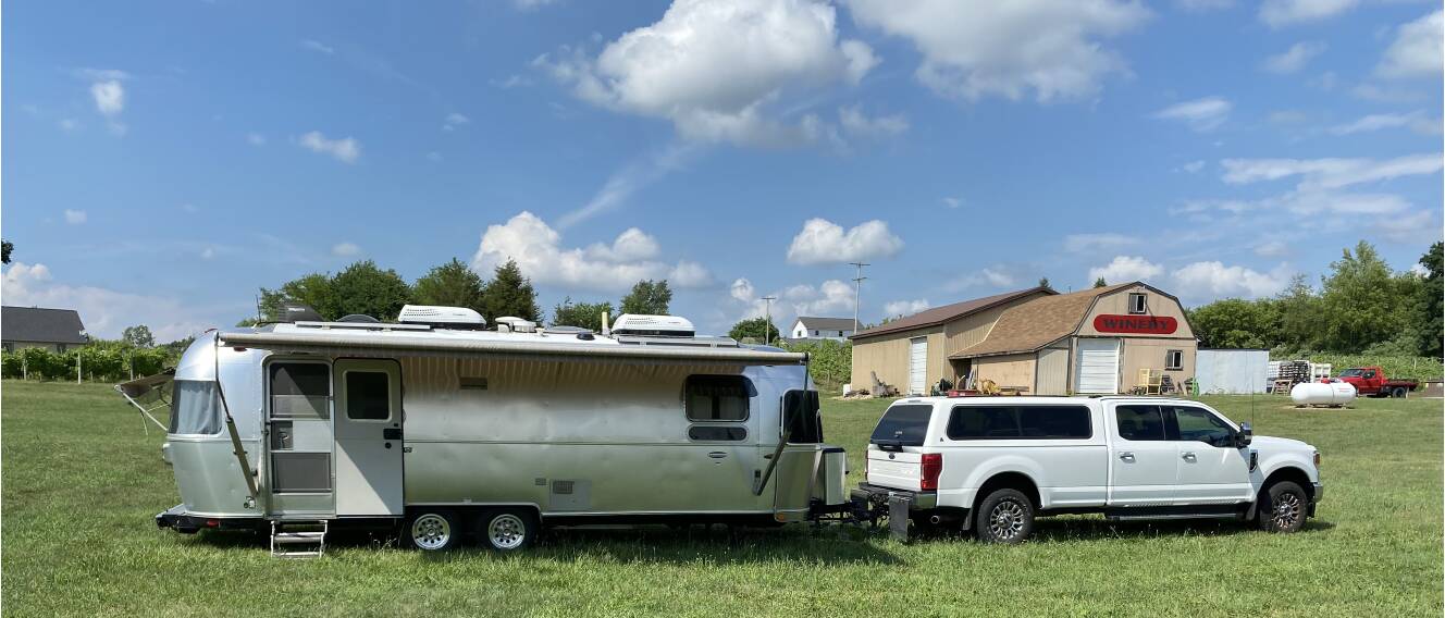 A photo of this 2018 Airstream INTERNATIONAL SERENITY 27FBQ