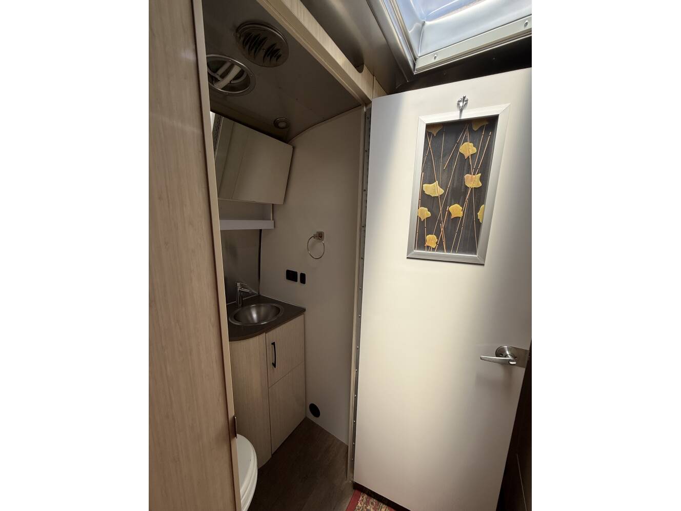 A photo of this 2018 Airstream INTERNATIONAL SERENITY 27FBQ