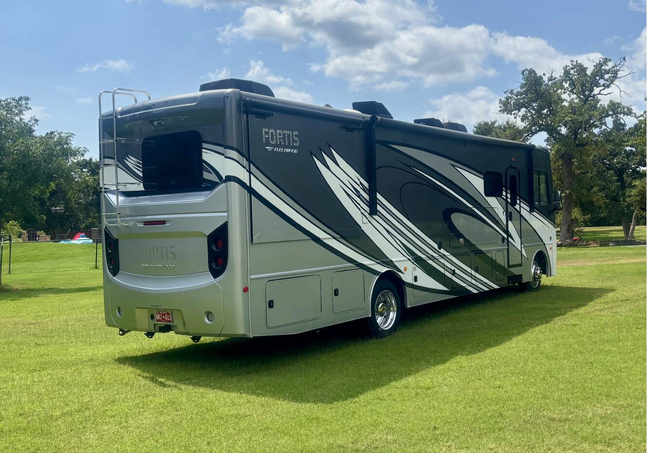A photo of this 2023 Fleetwood FORTIS 34MB
