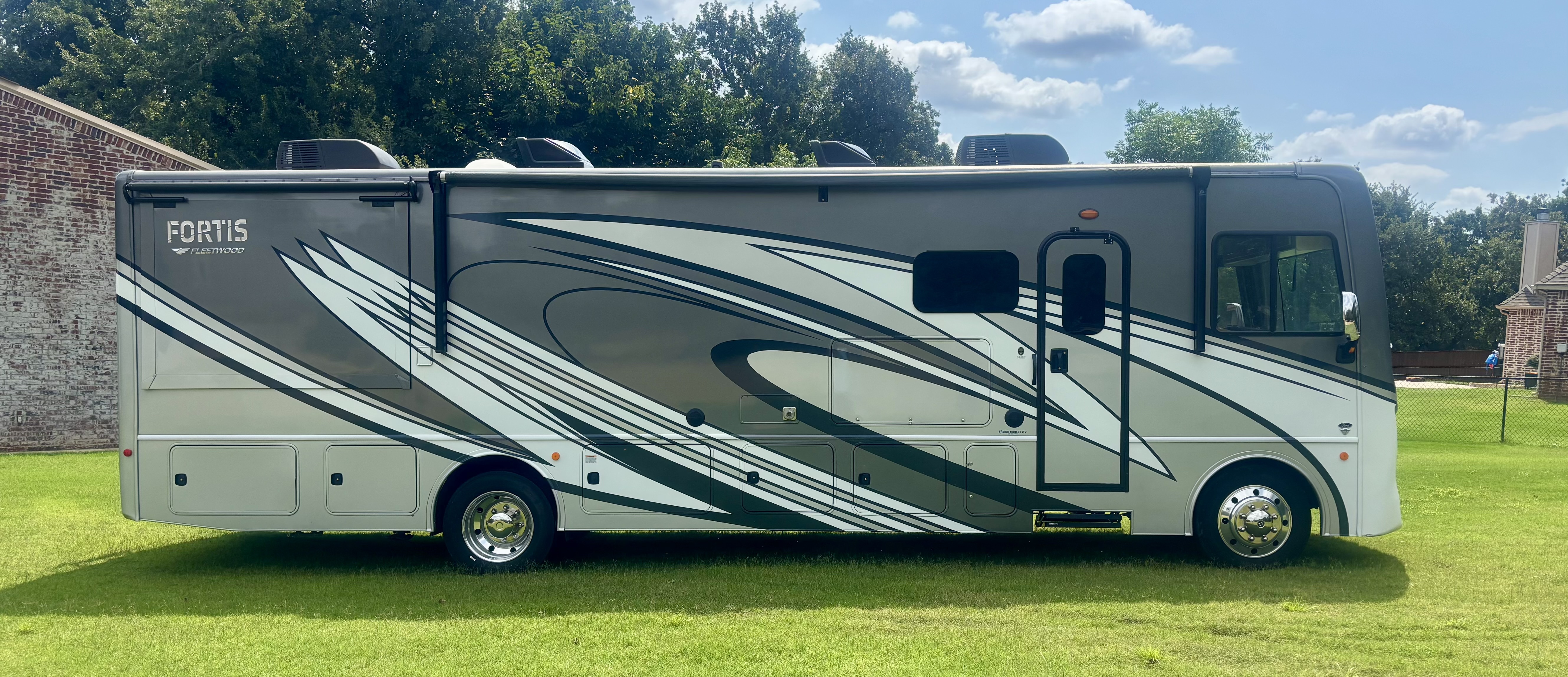 2023 Fleetwood FORTIS 34MB in oklahoma city OK