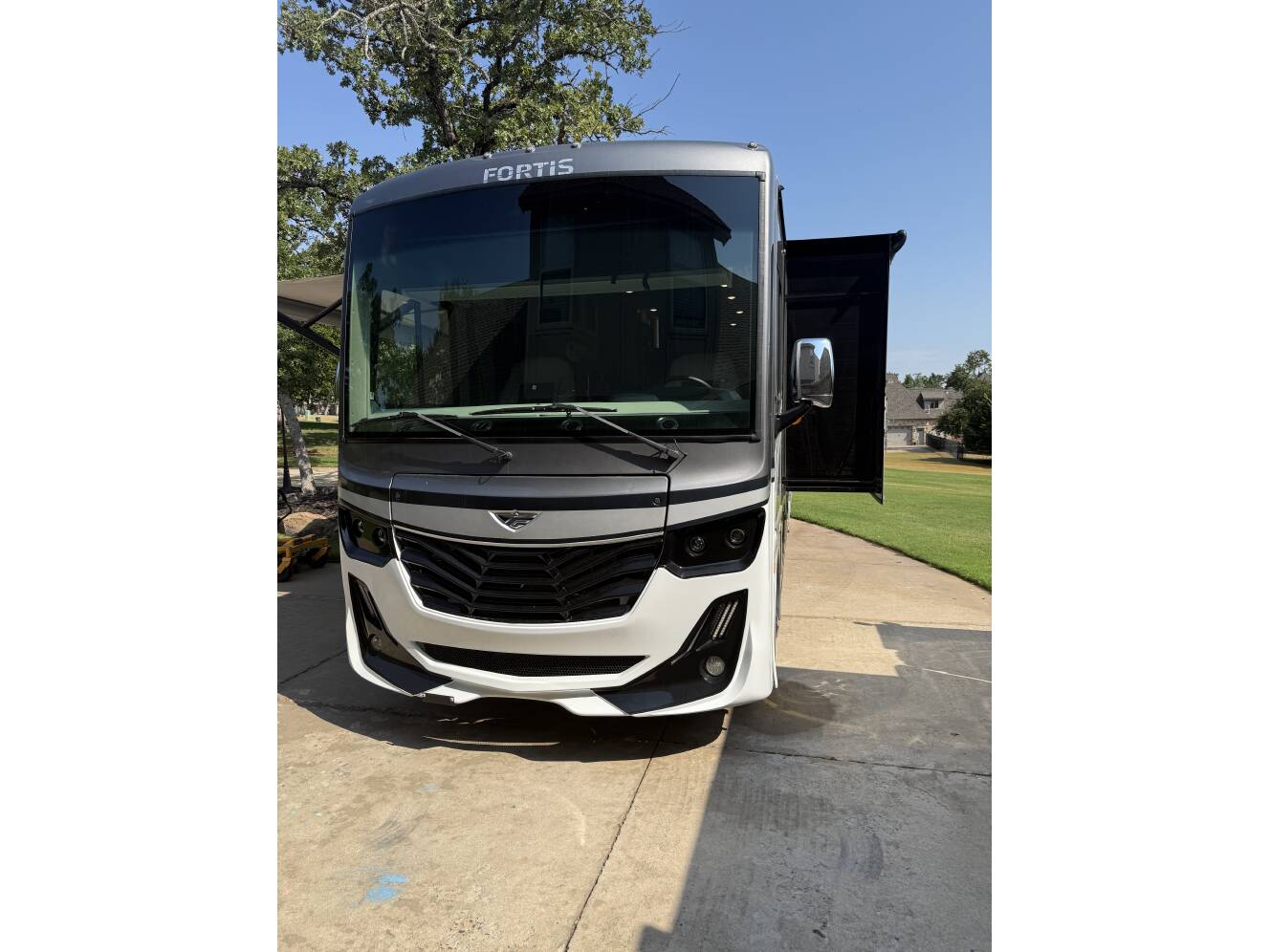 A photo of this 2023 Fleetwood FORTIS 34MB