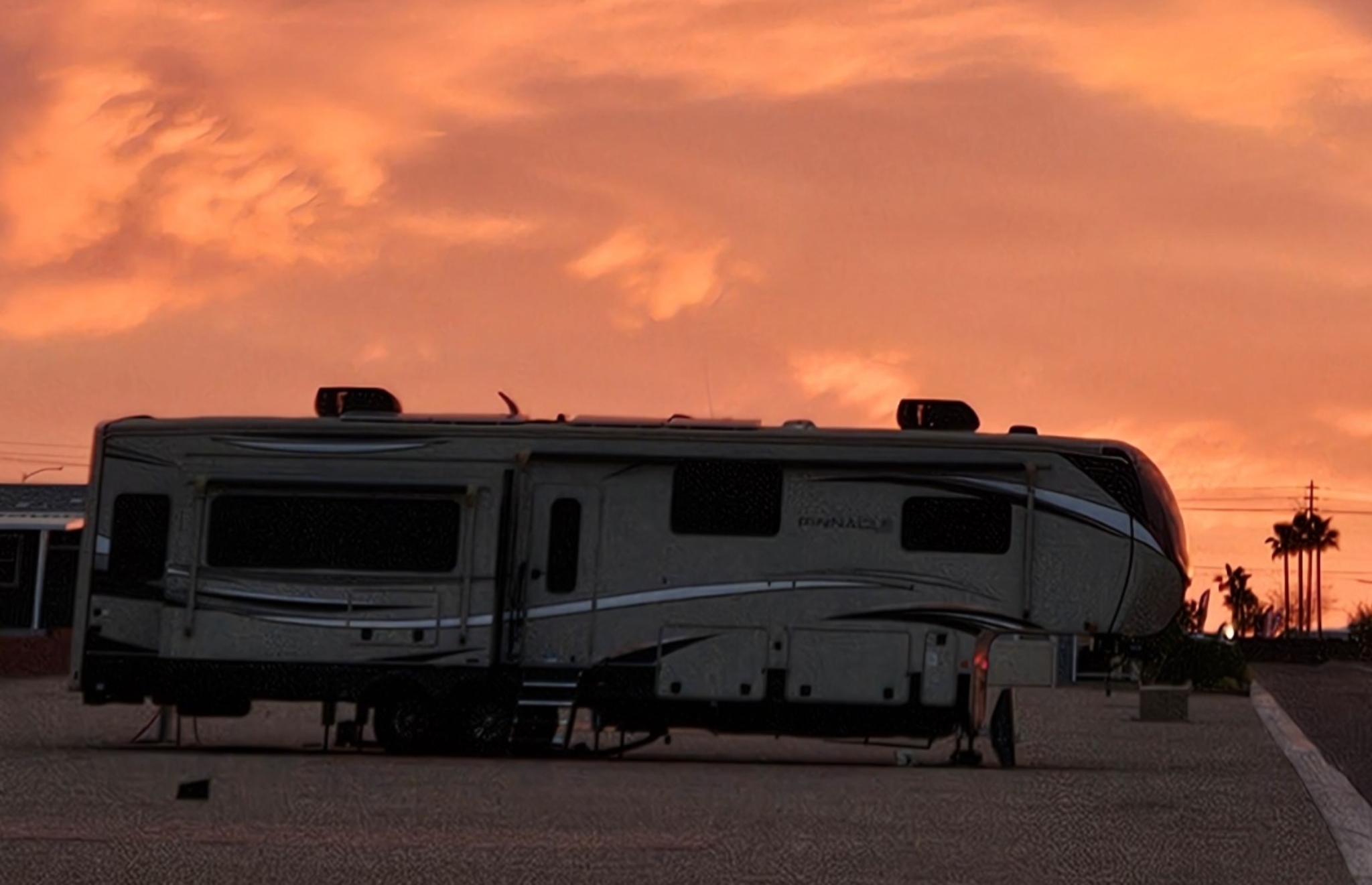 2022 Jayco PINNACLE 37MDQS RV