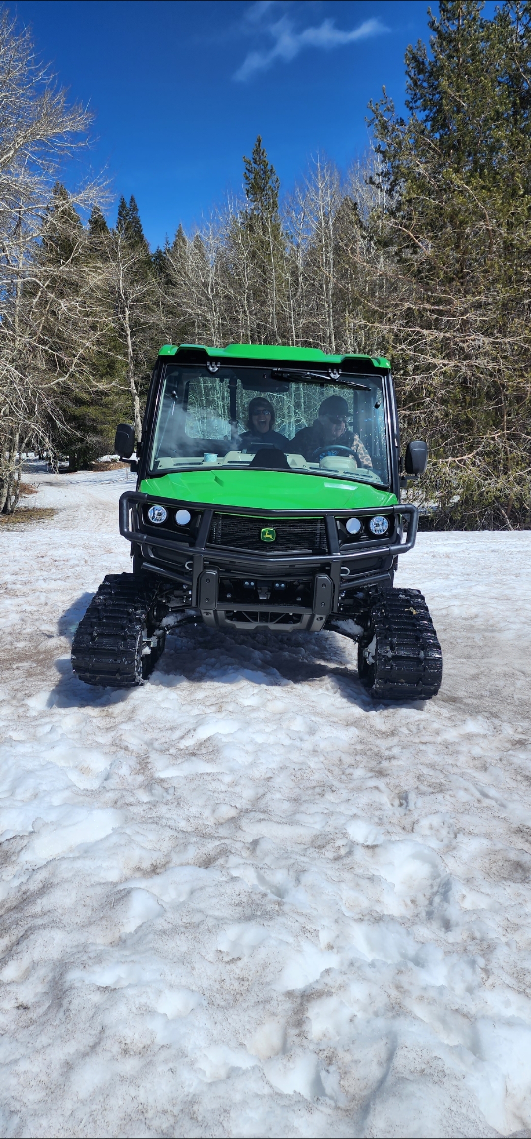 2023 John Deere GATOR XUV835R BASE in central point OR