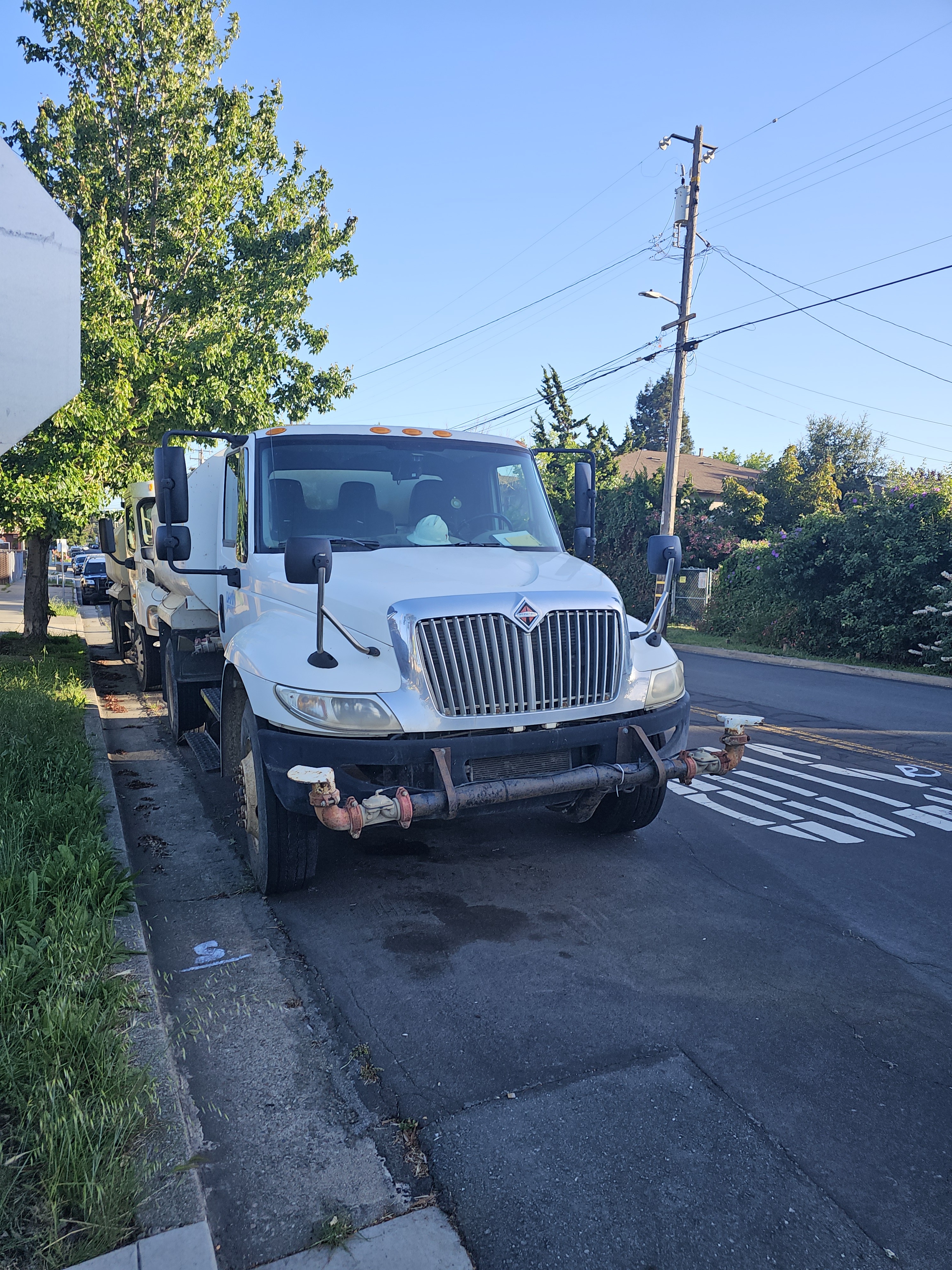 2010 INTERNATIONAL 4300 in Vacaville, CA