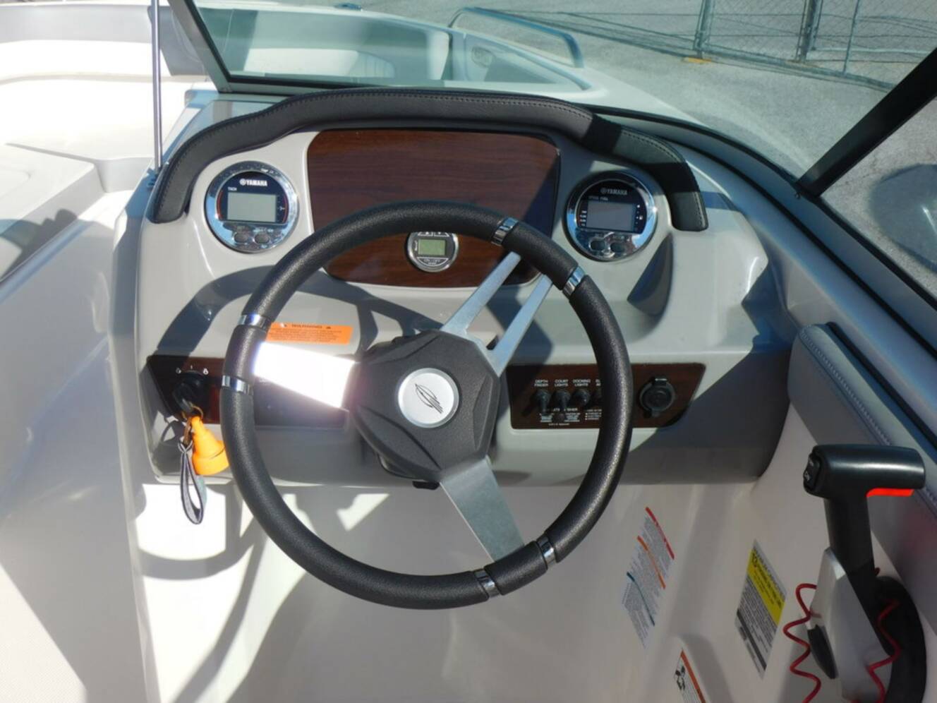A photo of this 2021 Chaparral 23 SSi OB