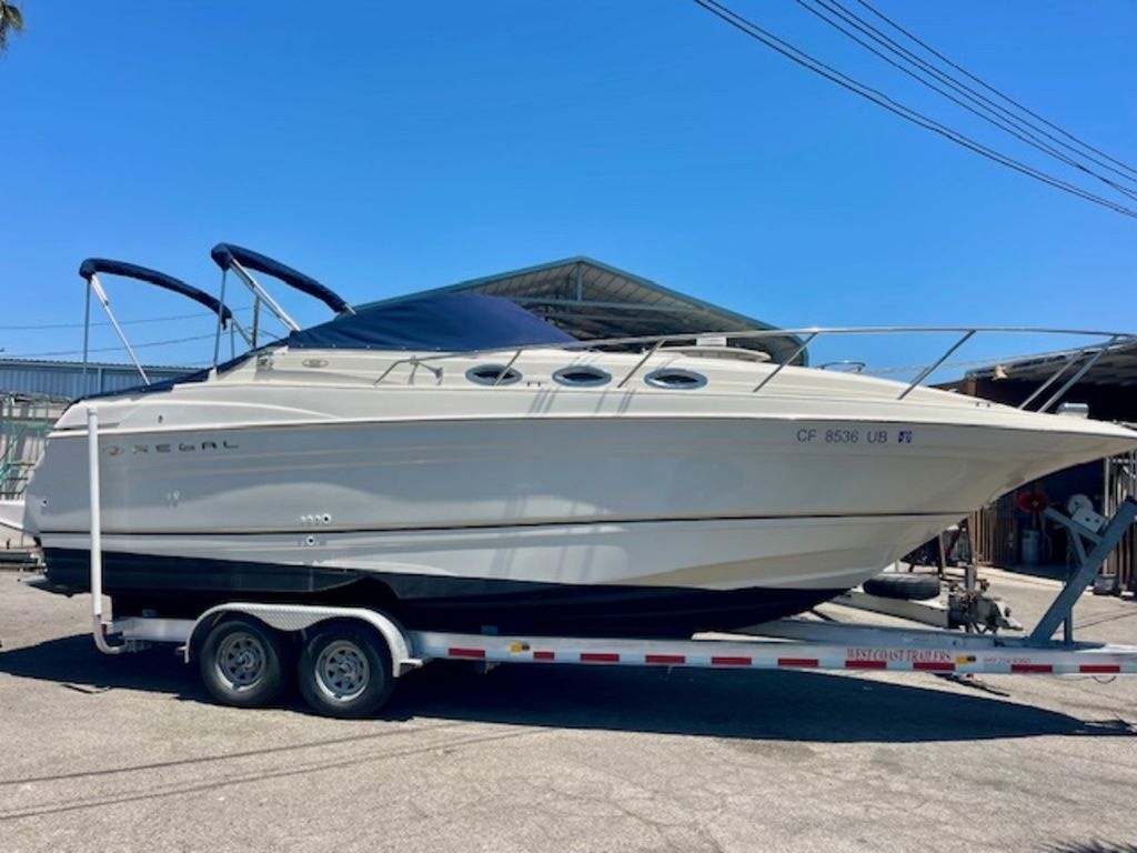2000 Regal 2660 Express Cruiser in anaheim CA
