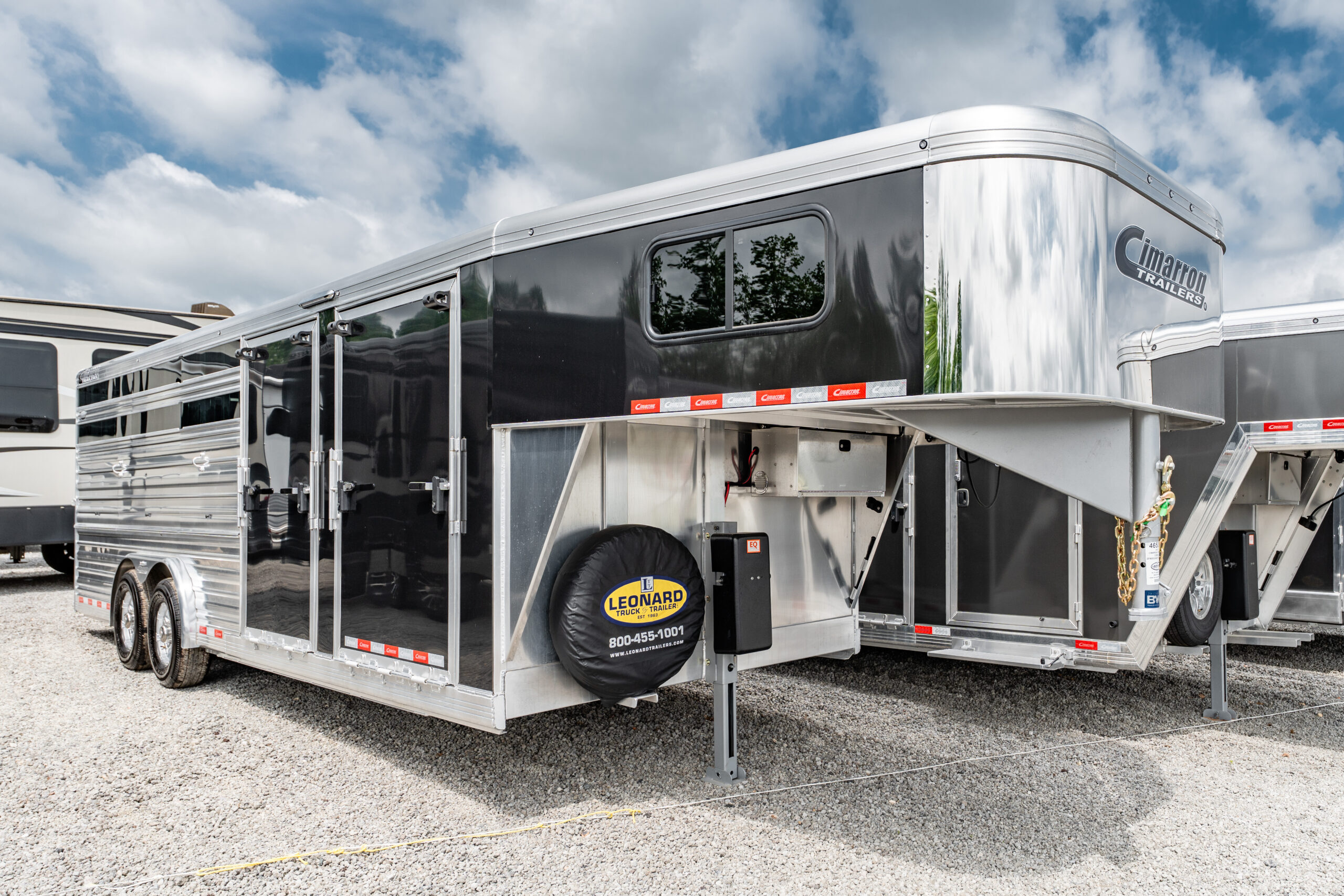 2027 CIMARRON TRAILERS LS24G 6 PEN COMBO W/ TRAVELING GATE in North Jackson, OH