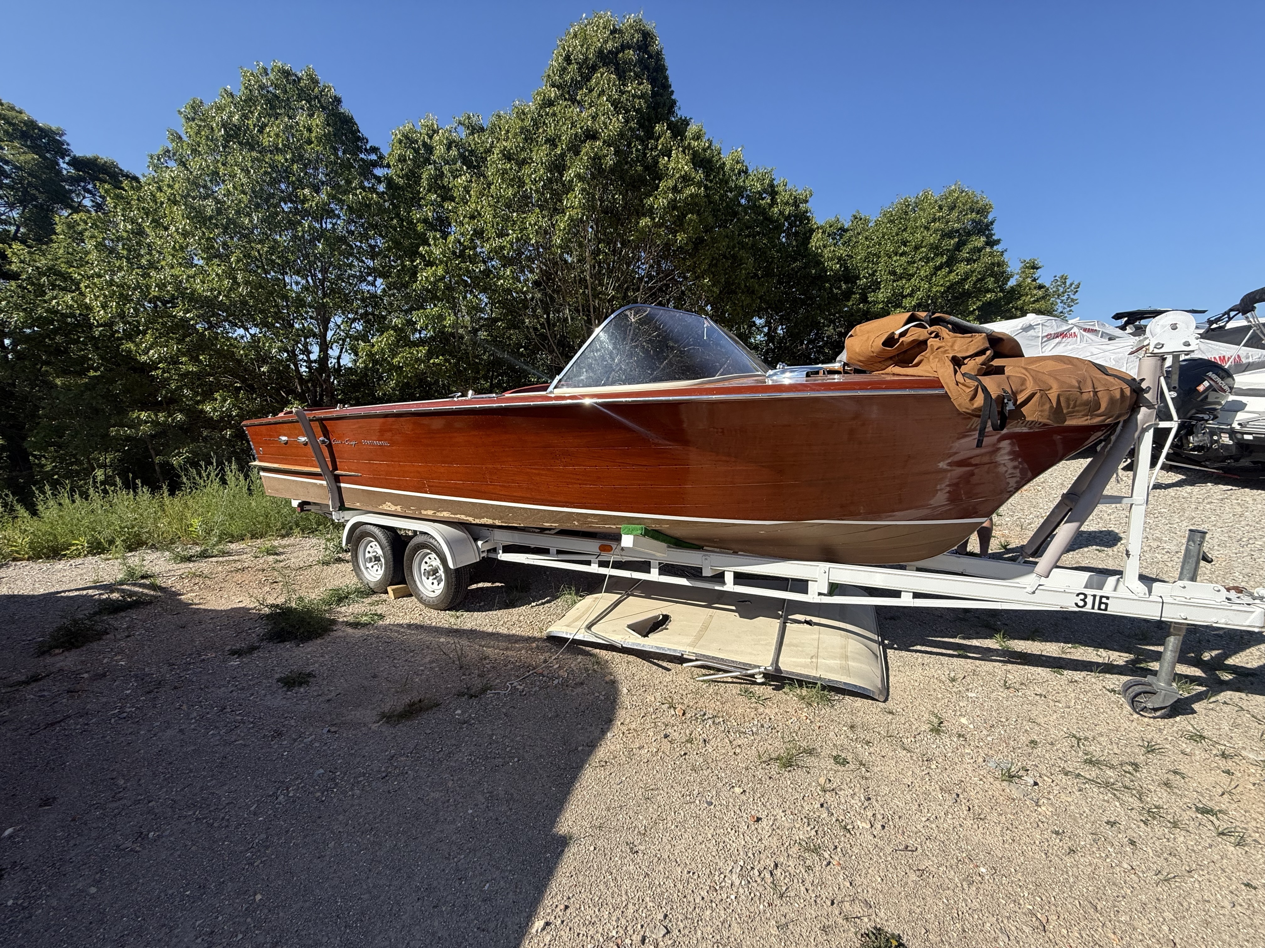 1958 Chris Craft CONTINENTAL 23' in branson west MO