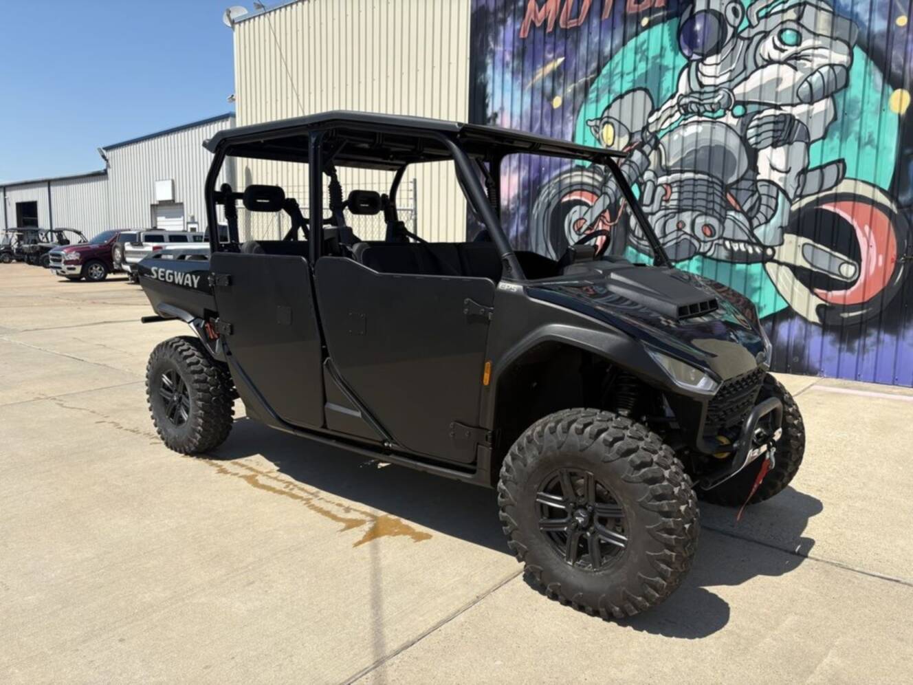 A photo of this 2025 Segway Powersports UT10 P CREW