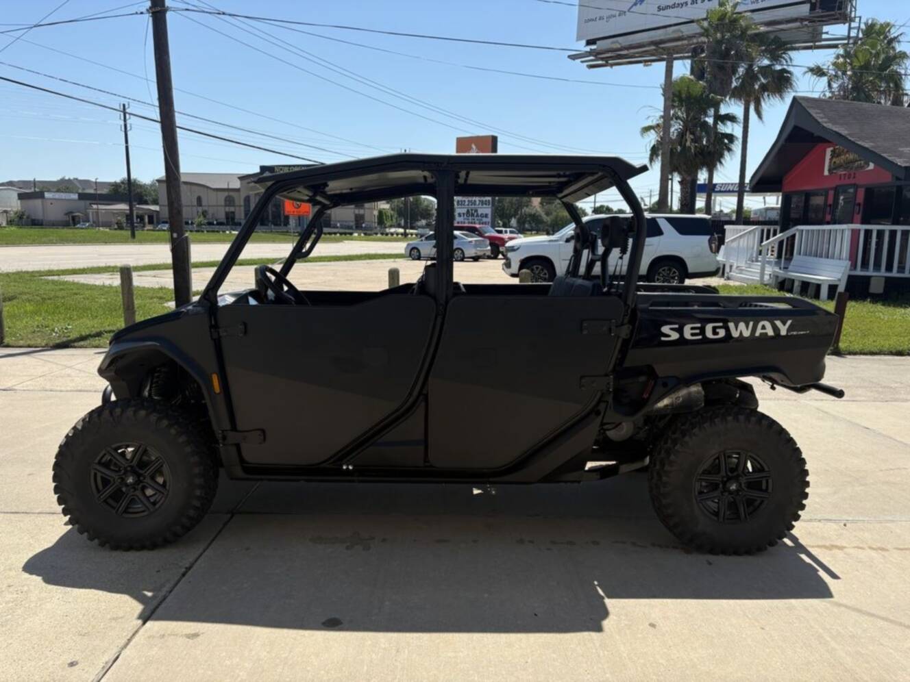 A photo of this 2025 Segway Powersports UT10 P CREW