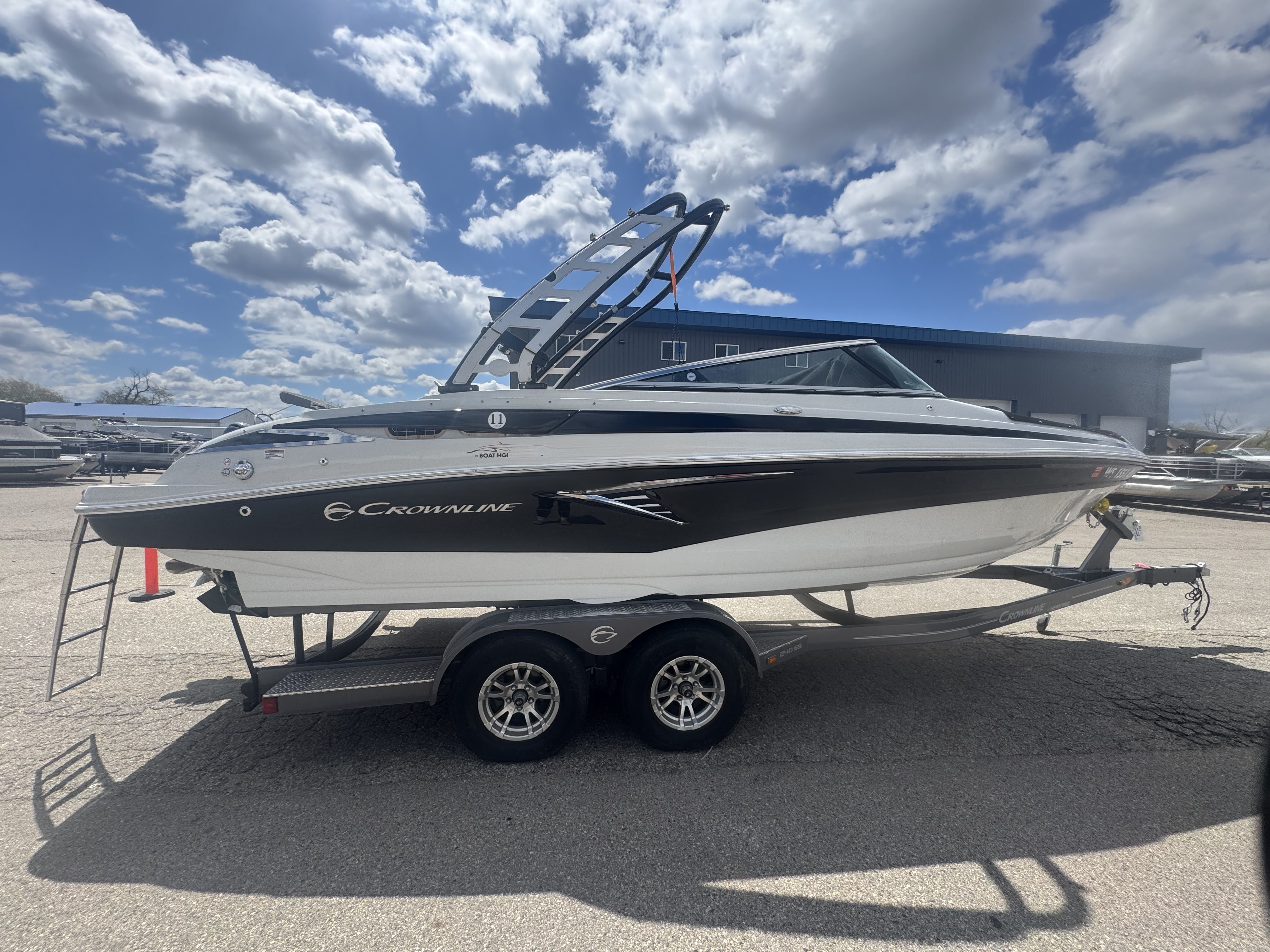 2023 Crownline 240SS in elkhorn WI