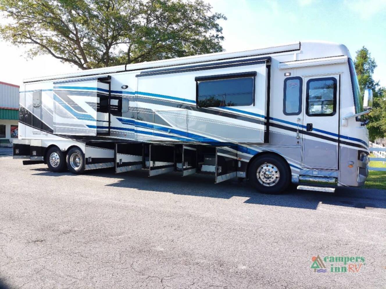 A photo of this 2026 Newmar Dutch Star 4369
