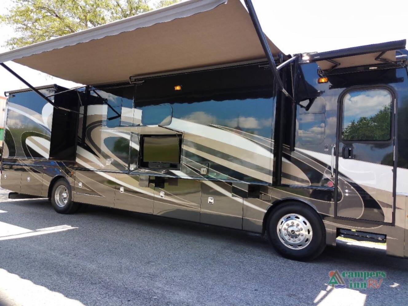 A photo of this 2019 Holiday Rambler Navigator 38N