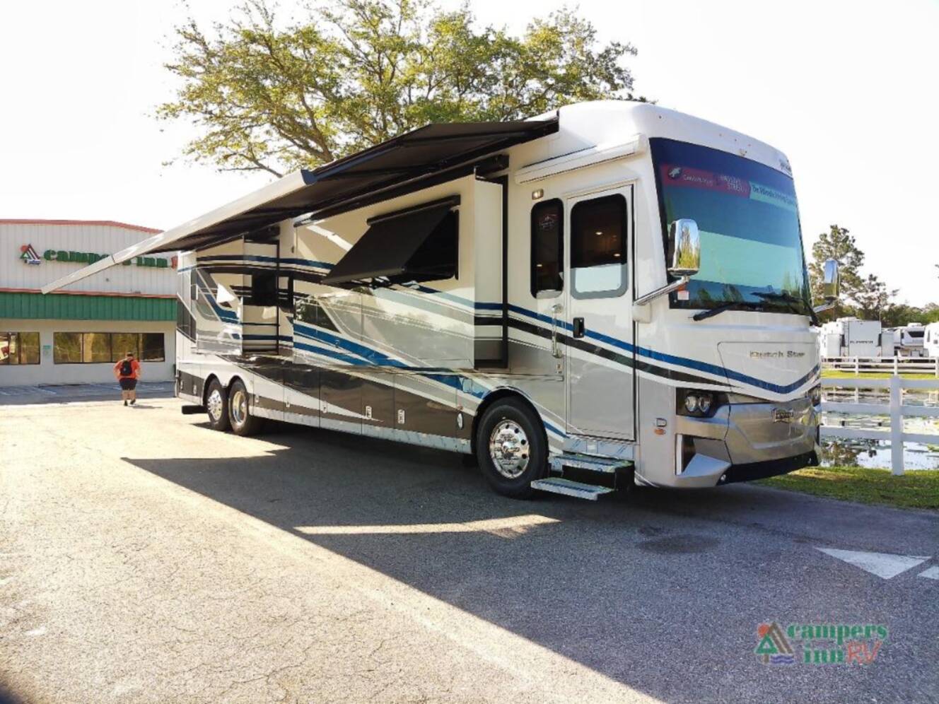 A photo of this 2026 Newmar Dutch Star 4369
