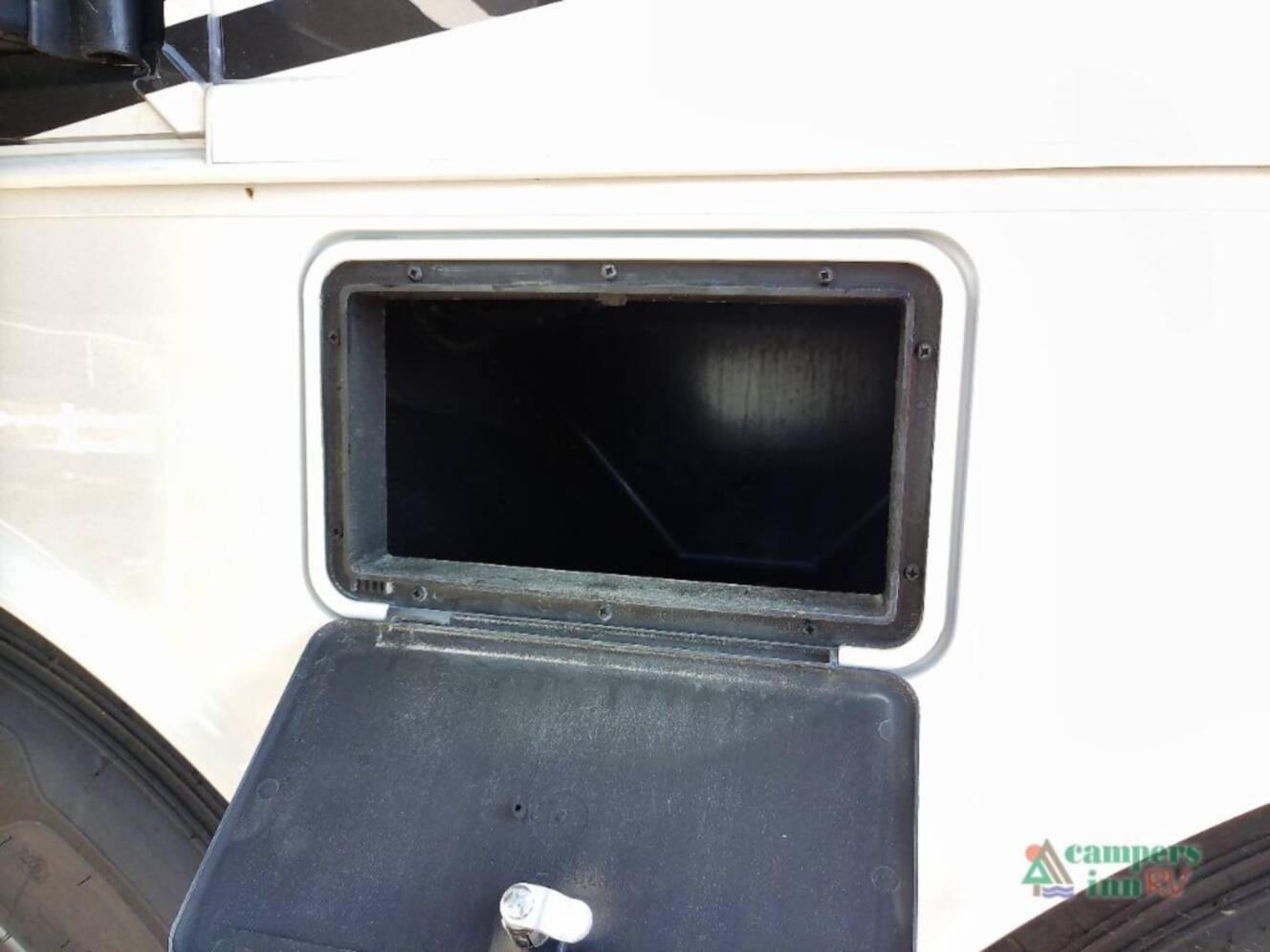 A photo of this 2026 Newmar Dutch Star 4369