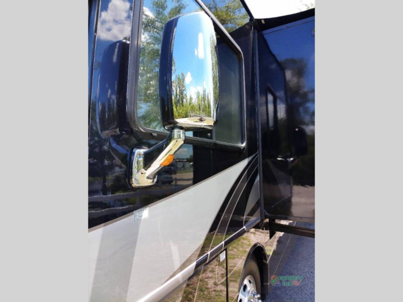 A photo of this 2019 Holiday Rambler Navigator 38N