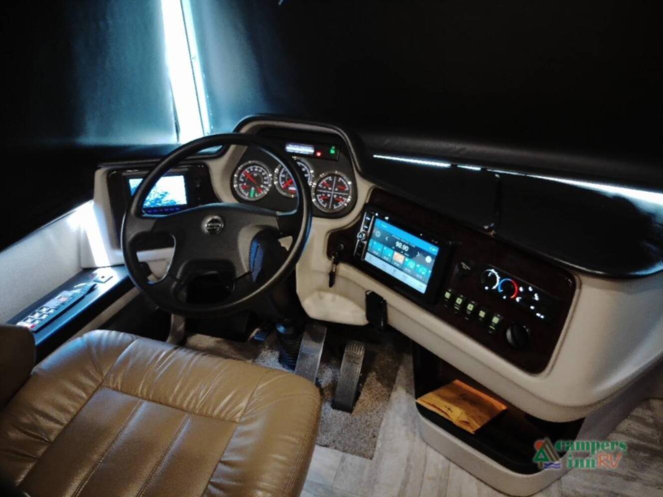 A photo of this 2019 Holiday Rambler Navigator 38N