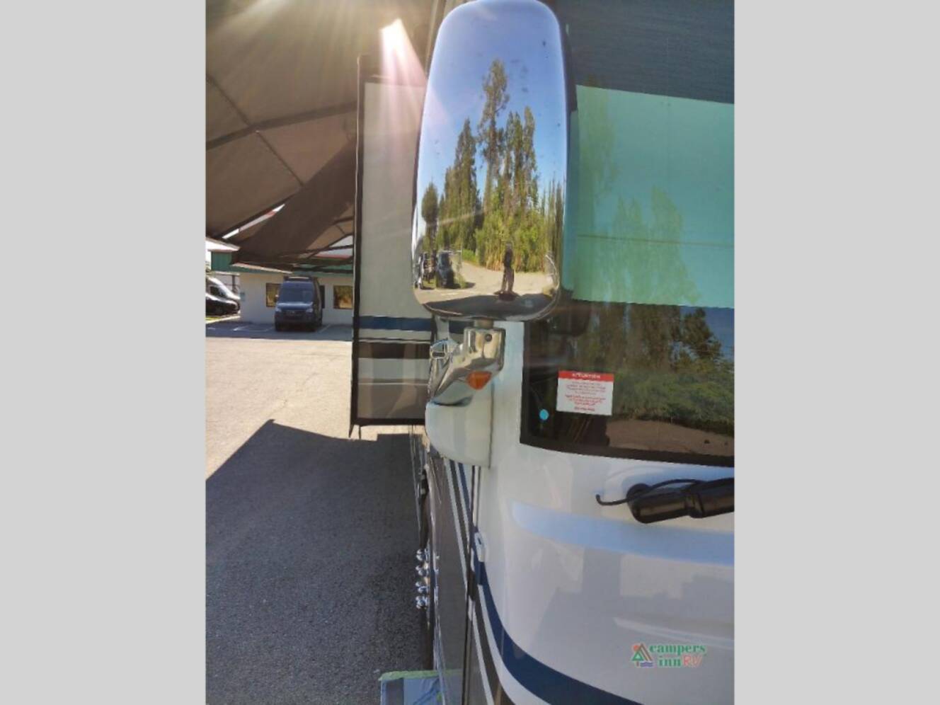 A photo of this 2026 Newmar Dutch Star 4369