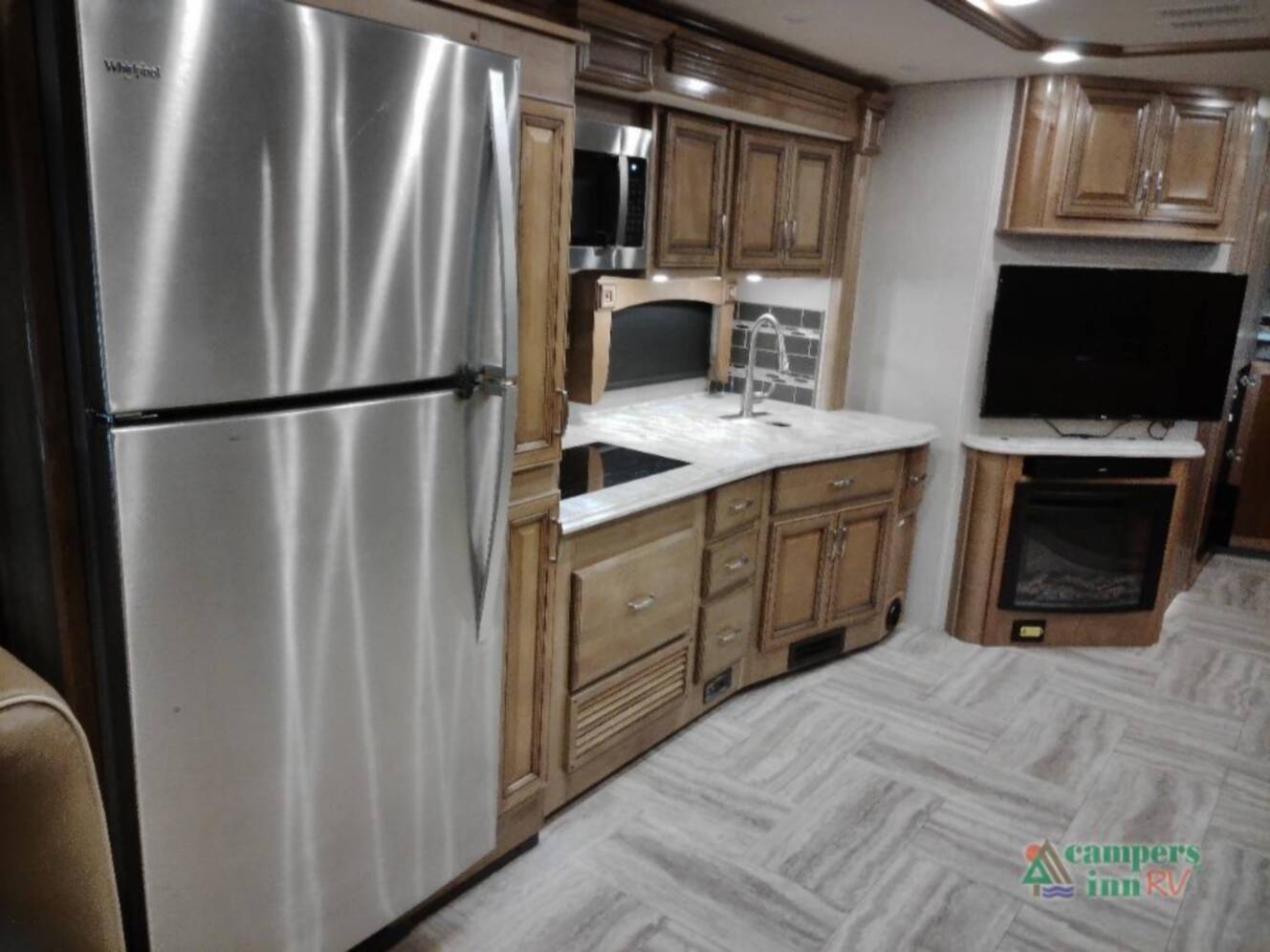 A photo of this 2019 Holiday Rambler Navigator 38N
