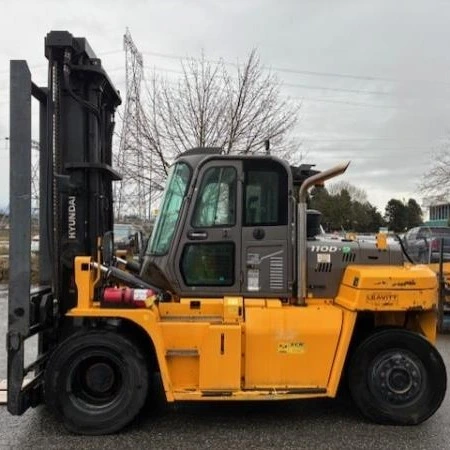 2018 Hyundai 110D — 11,000 lb Pneumatic Diesel Forklift