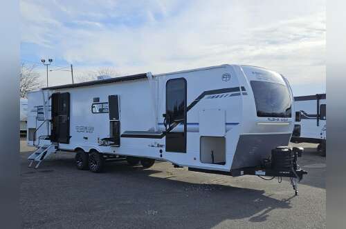 2026 Forest River Cherokee Alpha Wolf 29DCB in streetsboro OH