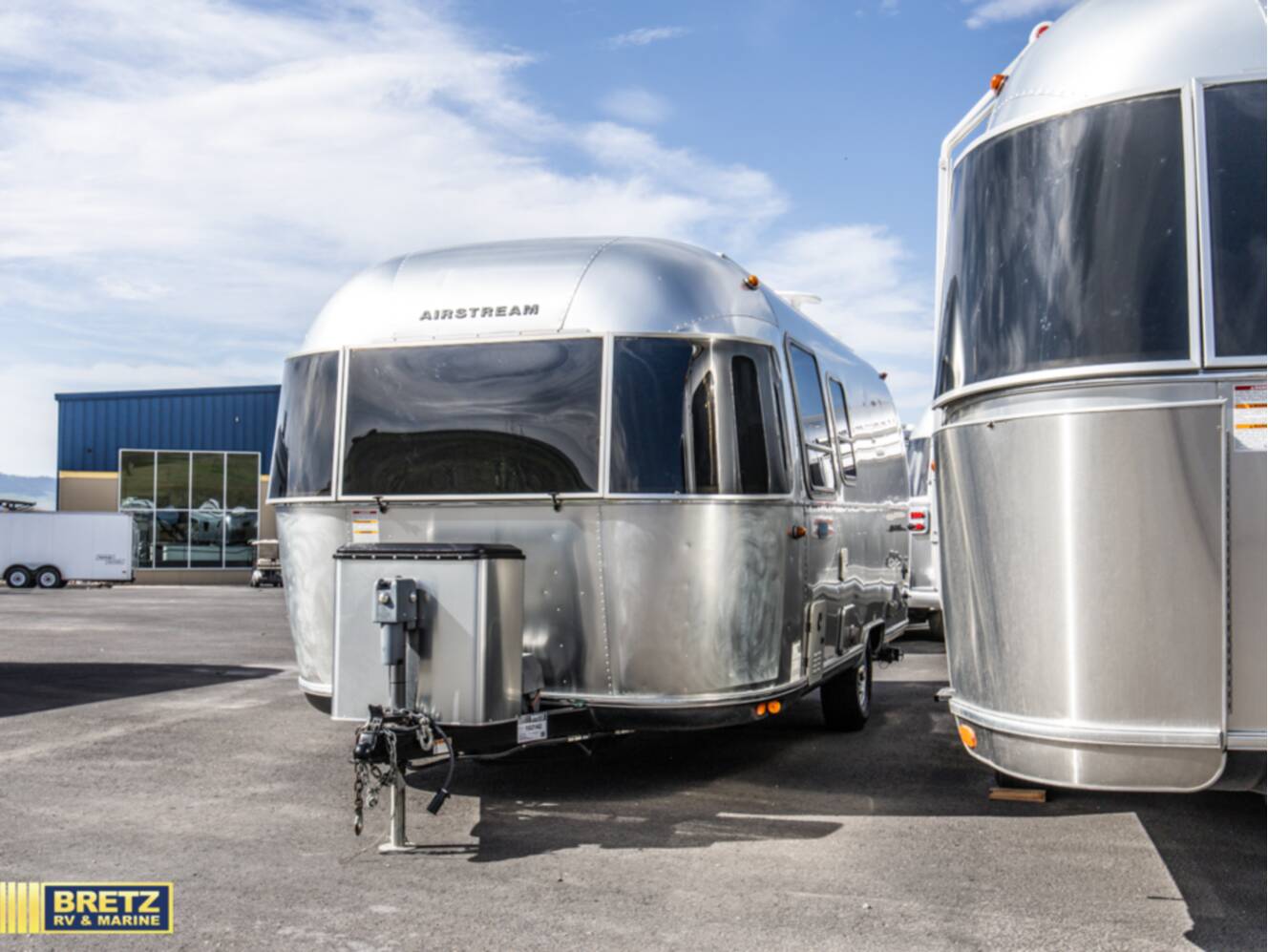 A photo of this 2021 Airstream Bambi 22FB