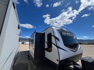 2021 KEYSTONE SPRINTER LIMITED 330KBS