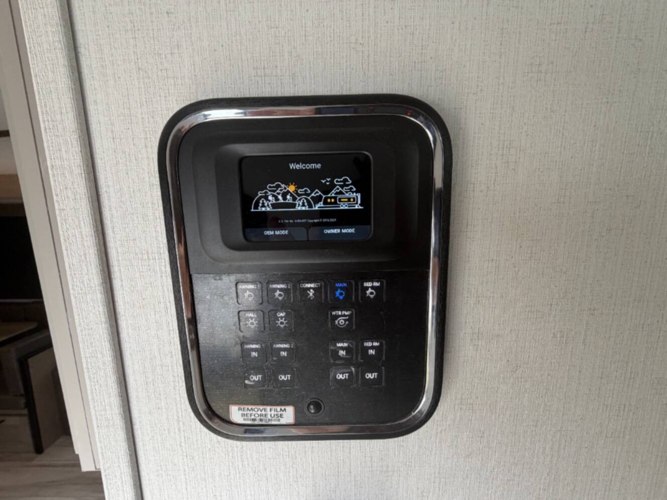 A photo of this 2026 Kz Durango Half-Ton D286BHD
