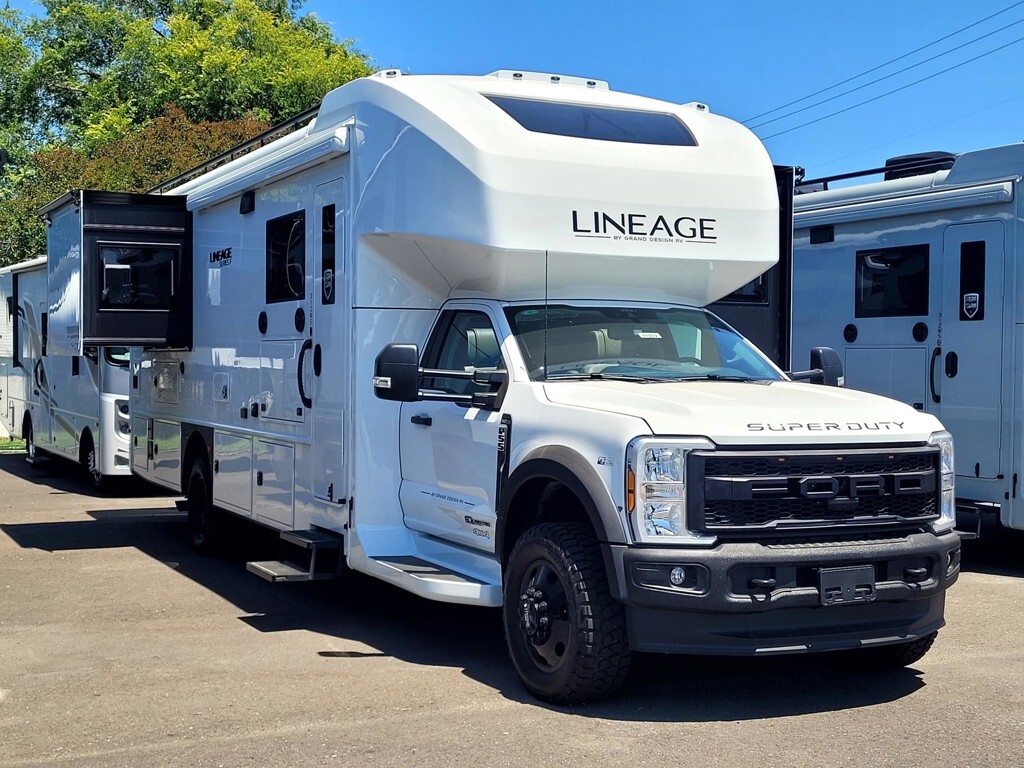 2026 Grand Design Lineage Series F 31ZW5 in sacramento CA