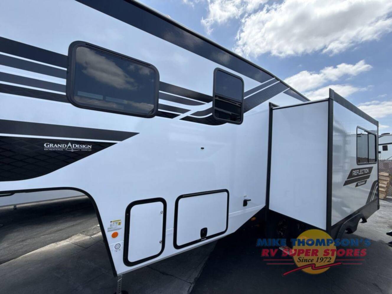 A photo of this 2026 Grand Design Reflection 150 Series 260RD