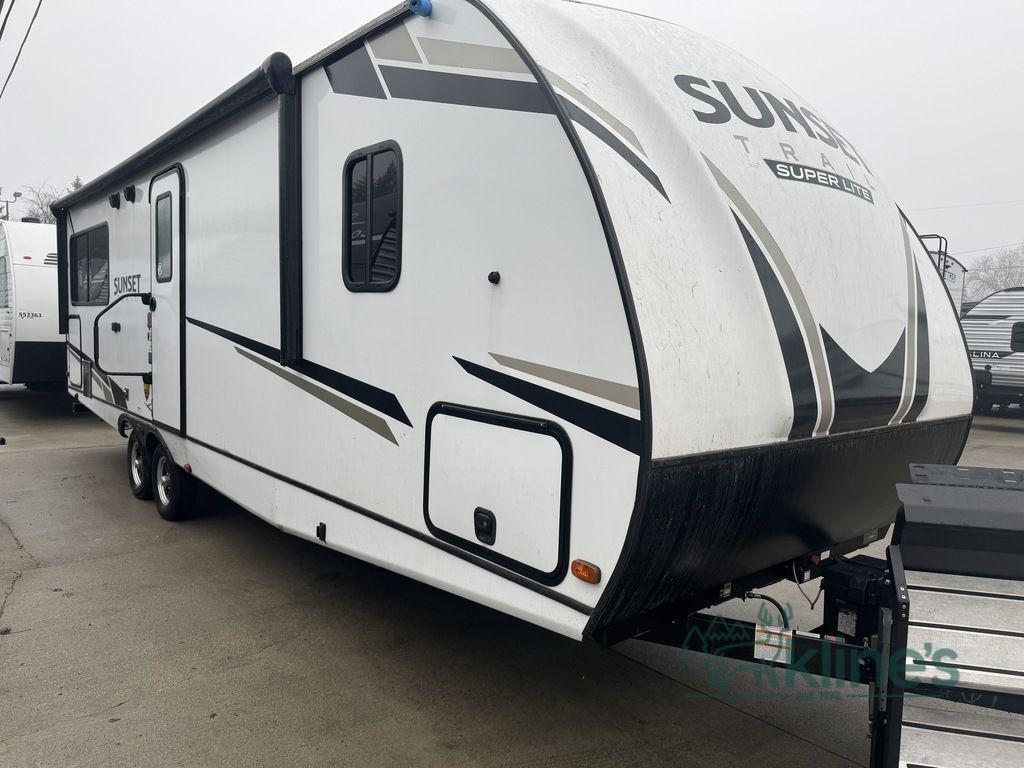 2022 Crossroads Rv Sunset Trail SS268RL in warren MI