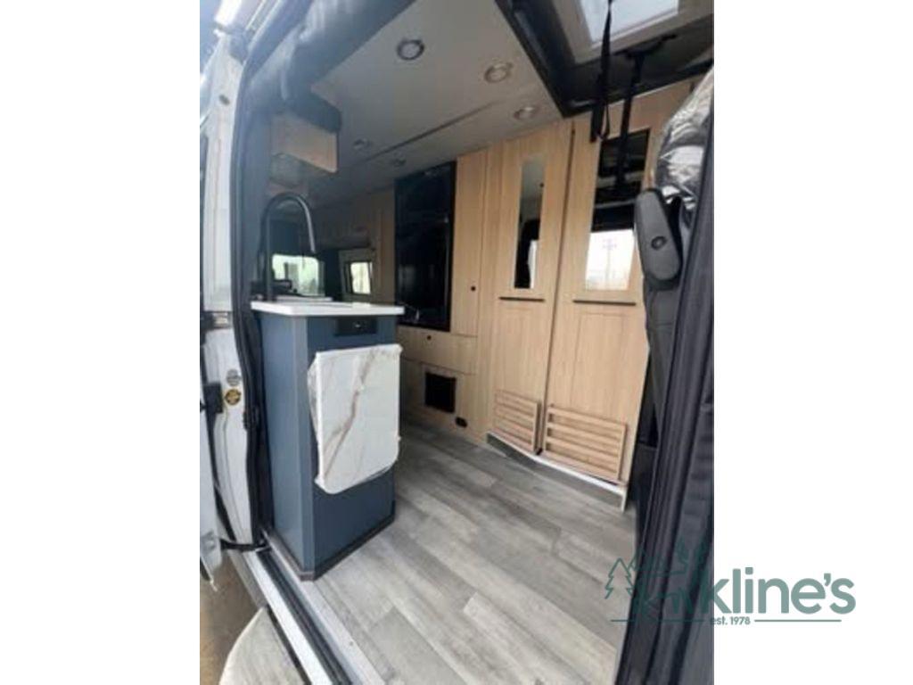 2026 Roadtrek Play + Slumber BASE in warren MI
