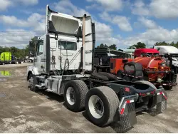 2018 VOLVO VNL