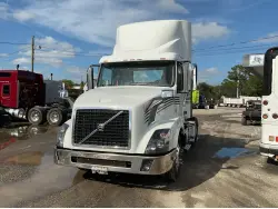 2018 VOLVO VNL